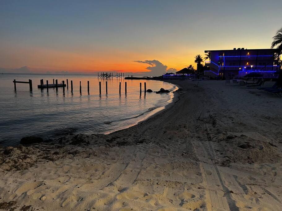 Your Happy Place On The Beach! Key Colony Beach Kültér fotó